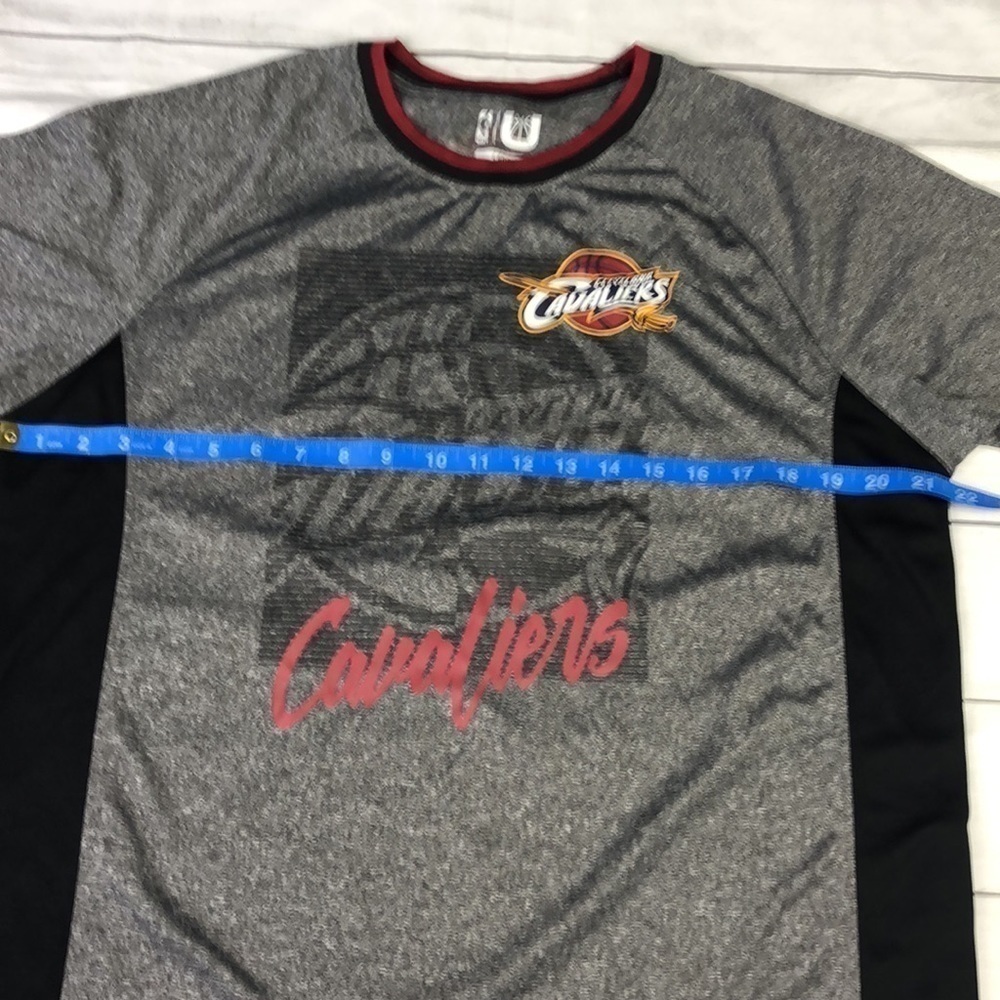 Cleveland Cavaliers Labron James #23 -Shirt Sz L - Picture 2 of 10
